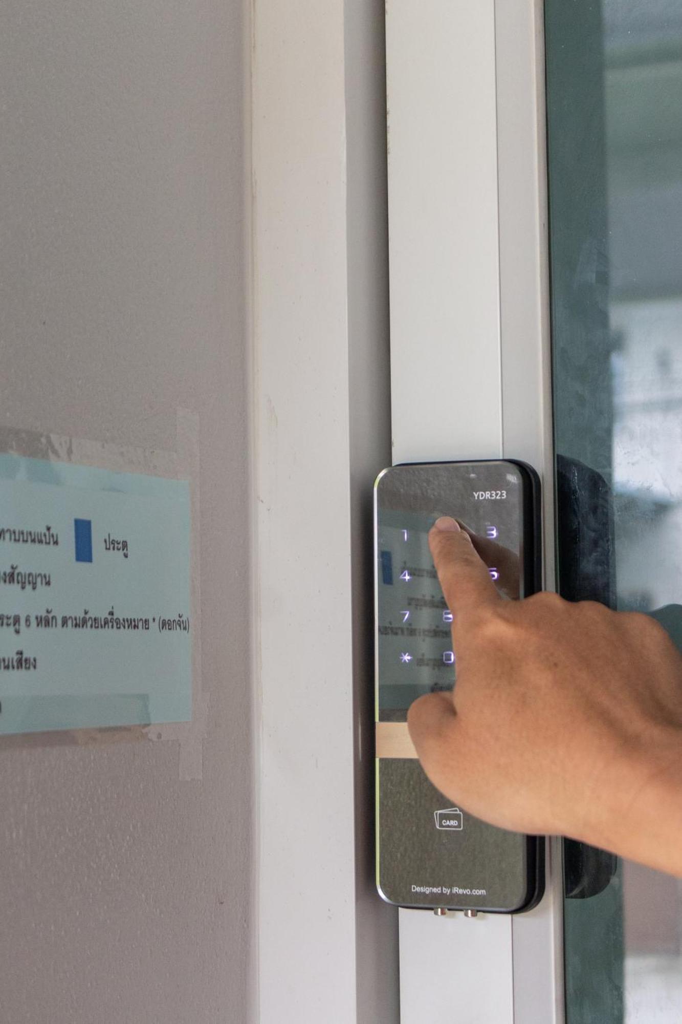 פטצ'אבורי Sida Hostel מראה חיצוני תמונה