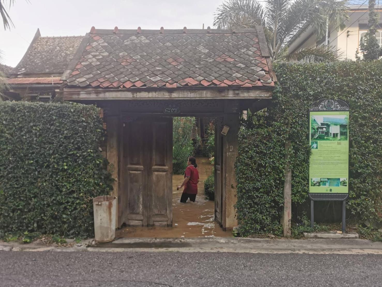 פטצ'אבורי Sida Hostel מראה חיצוני תמונה